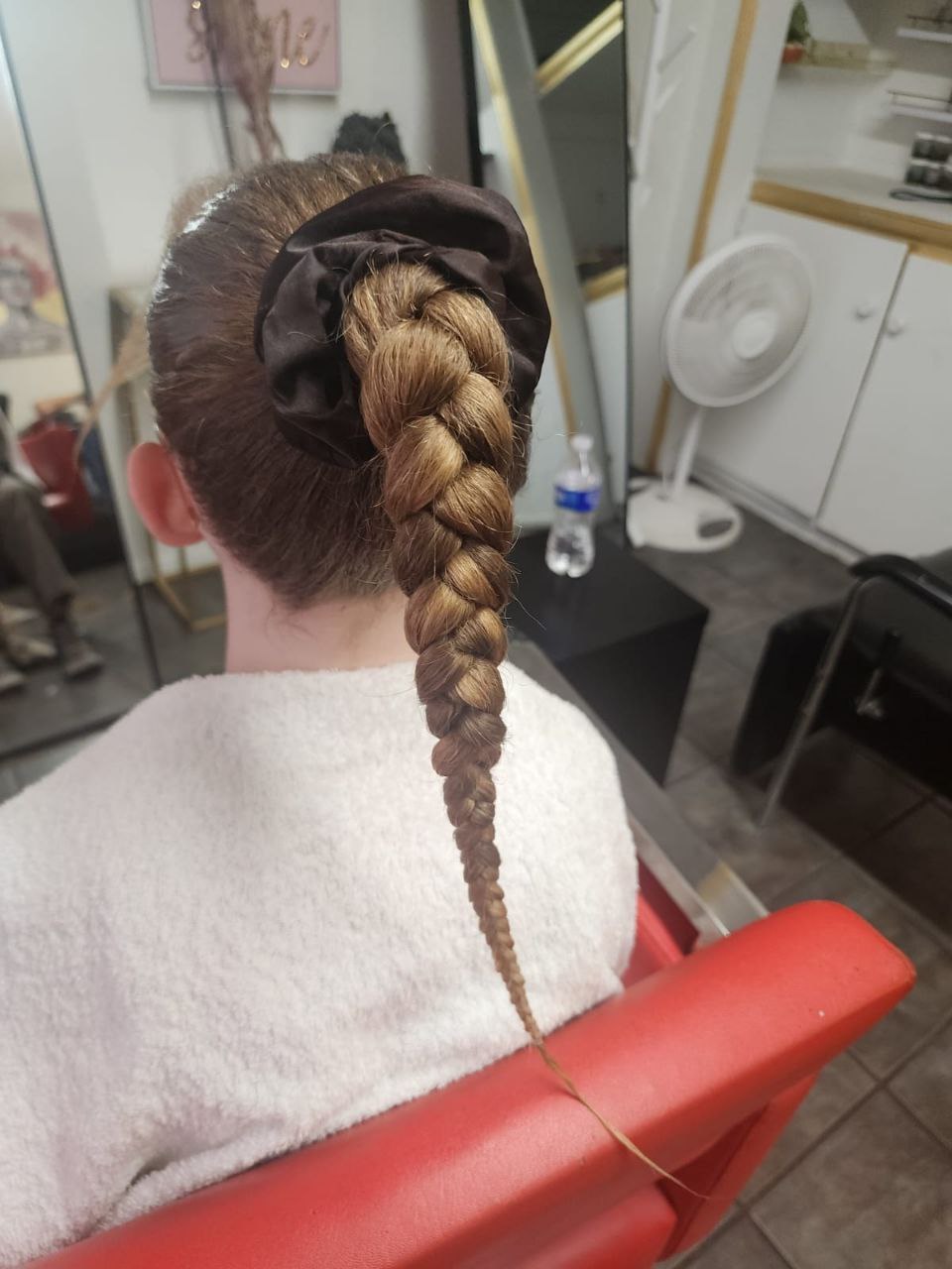 Professional hair detangling for natural hair in Tucson AZ